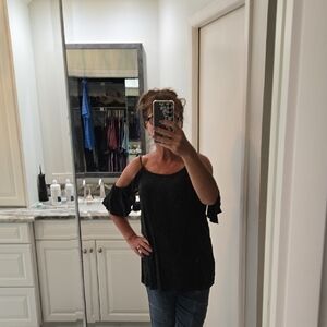 Elegant Black Cold Shoulder Top